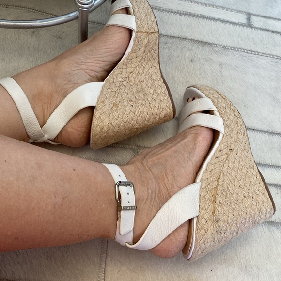 Gianni Bini, ankle straps wedges espadrilles white leather! Size 8M - Picture 11 of 17